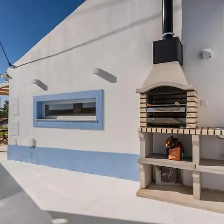In Aljezur- 2 Bed Ensuite-casinha Da Ivone Aljezur