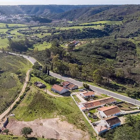 In Aljezur- 2 Bed Ensuite-casinha Da Ivone Casa vacanze
