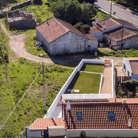 Casa vacanze In Aljezur- 2 Bed Ensuite-casinha Da Ivone Aljezur